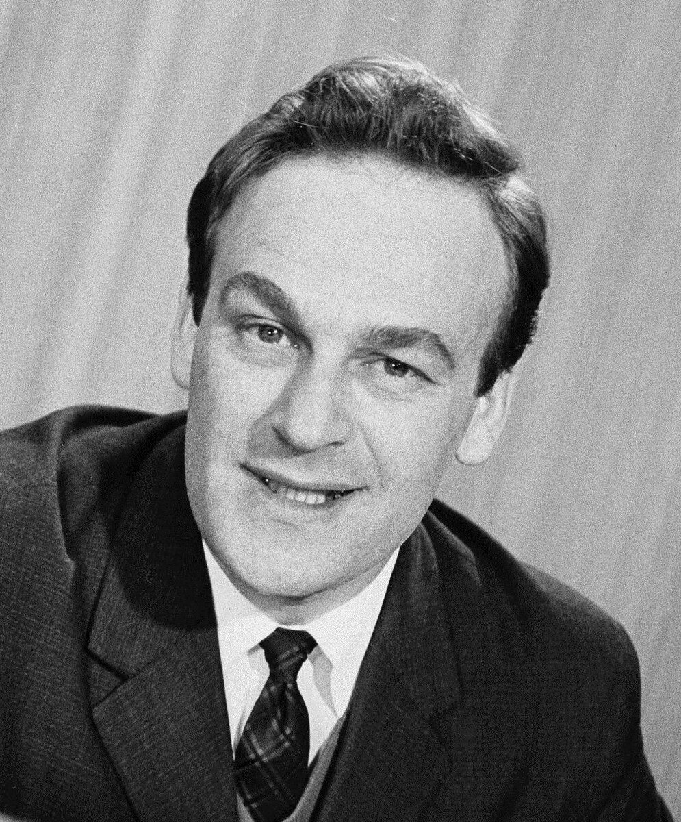 Игорь Кириллов  - после Левитана стал  самым знаменитым диктором телевидения.  фото: картинки  яндекса. 