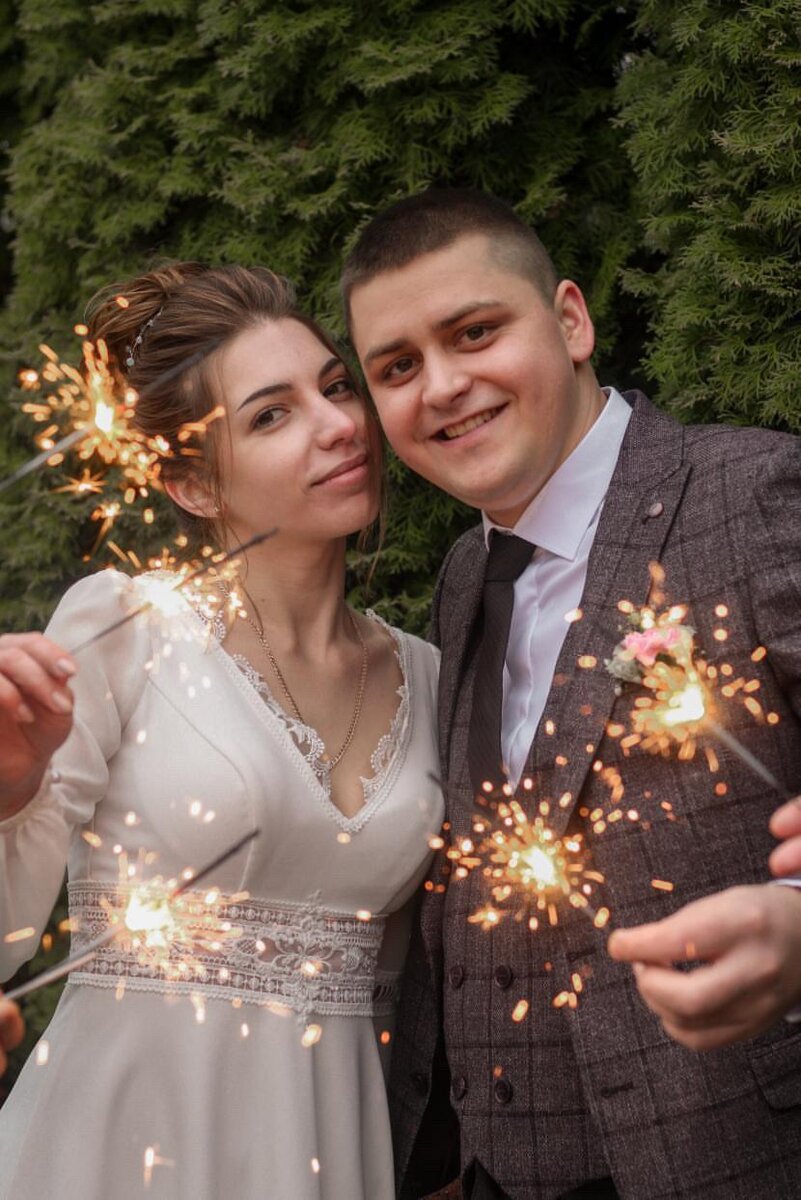 Артем и Алеся в день свадьбы