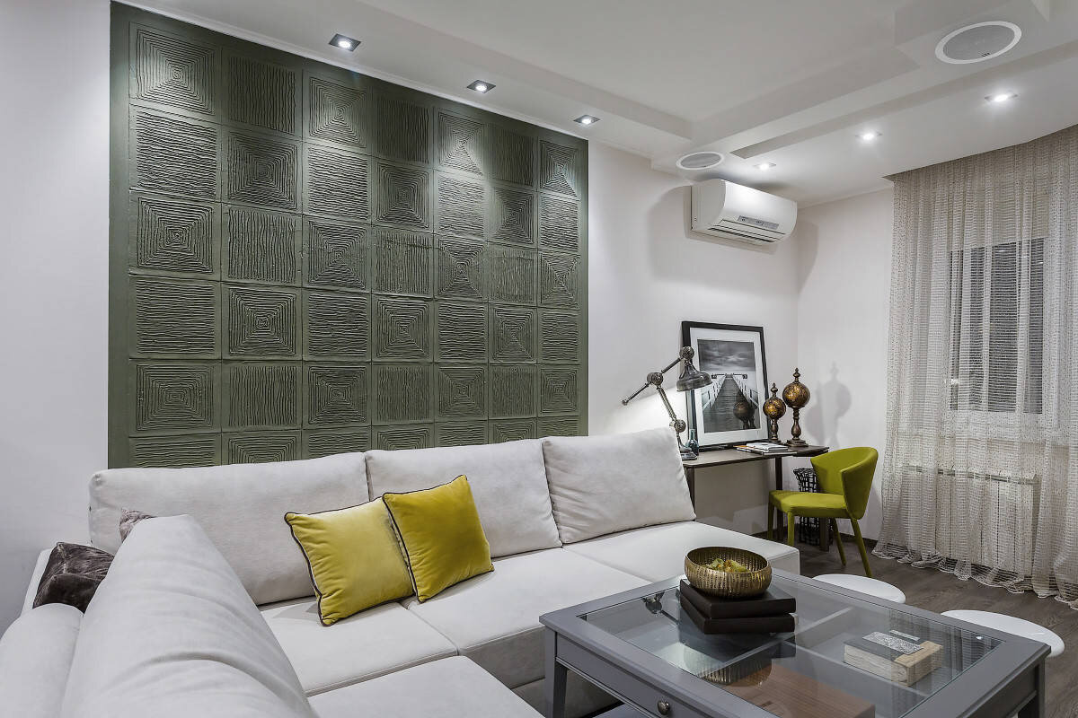 Если стоит задача создать нейтральную основу, лучше выбрать для стен белый или светло-серый оттенок. На таком фоне выгодно будут смотреться мебель и декор. 