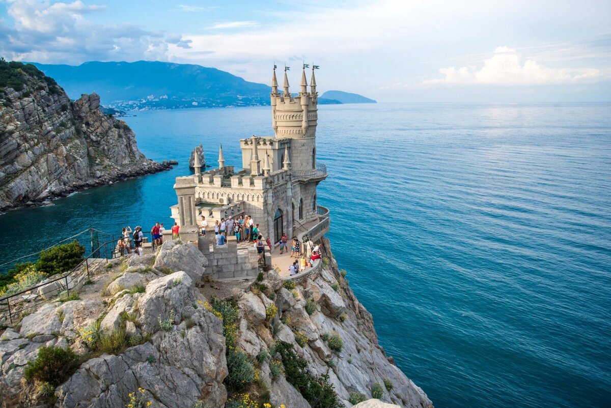 Крым, Ялта (ласточкино гнездо)