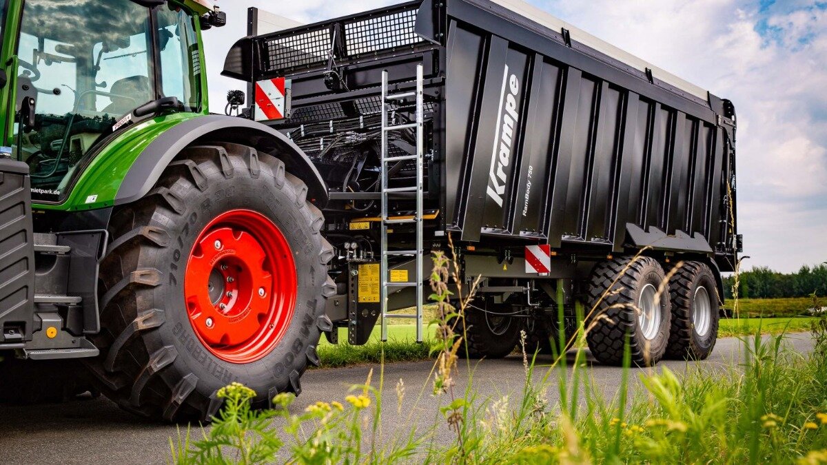 Саморазгружающийся прицеп Krampe RamBody AS 750. Фото: krampetrailer.com
