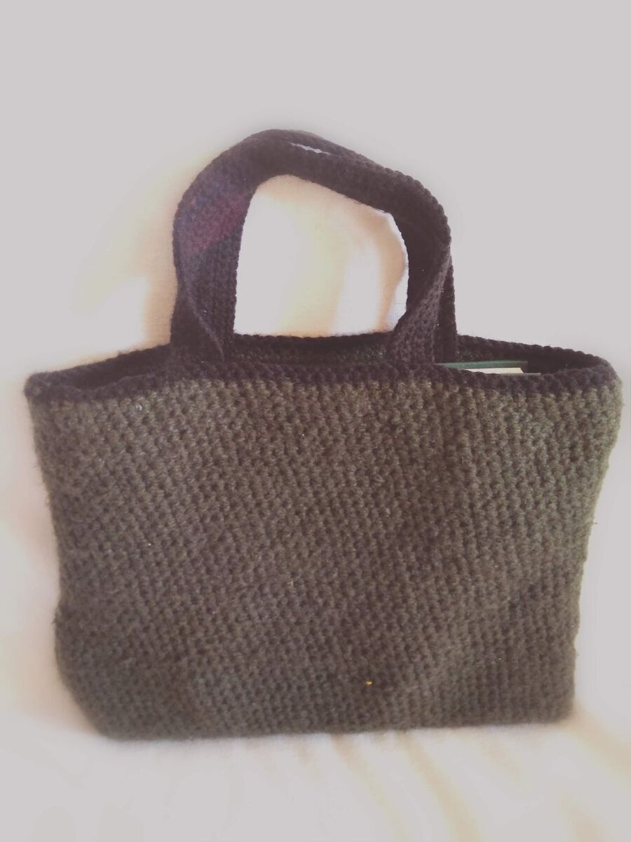 Одна из сумок