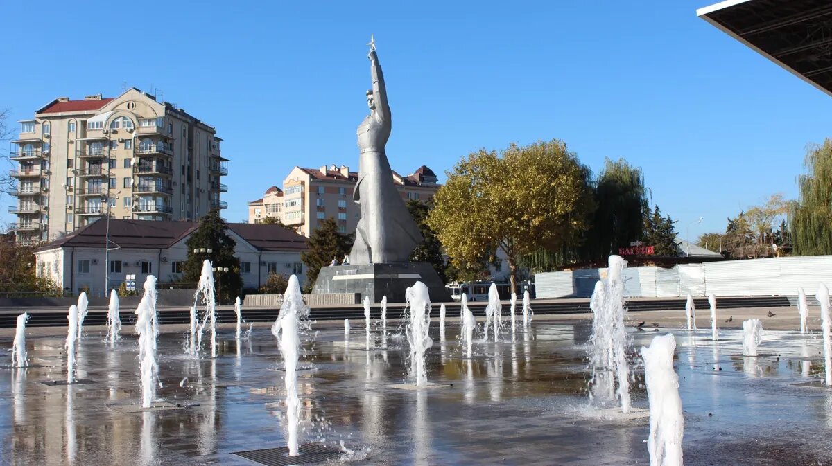 Уже сейчас началась пора празднования выпускных. Фото: Pxfuel.com 