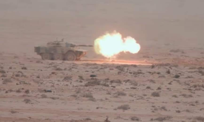 ББМ AMX-10RC на огневом рубеже