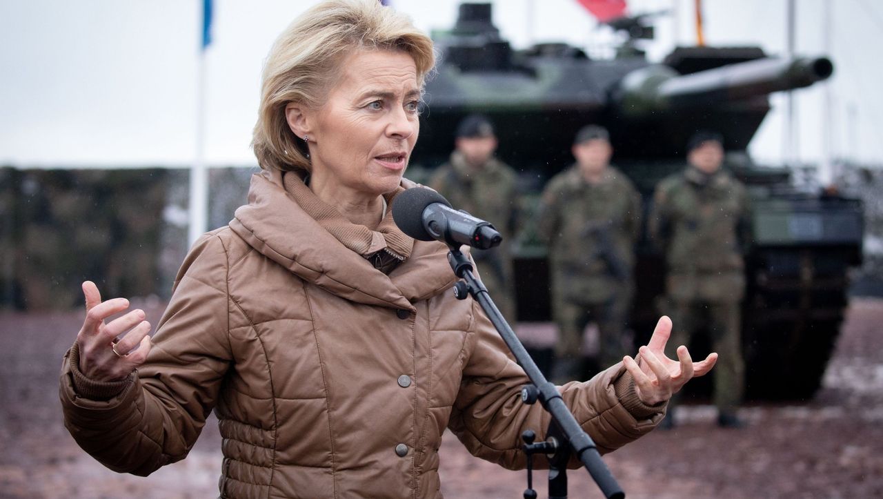 Ненавидящая Россию европейская баронесса, обязана титулом Российскому Императору.5
