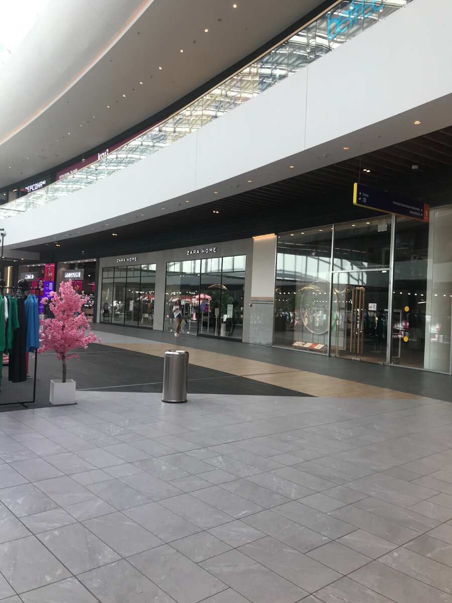 Zara Home тоже опустело