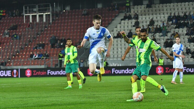 Атакуют киприоты.  фото: картинки  яндекса.