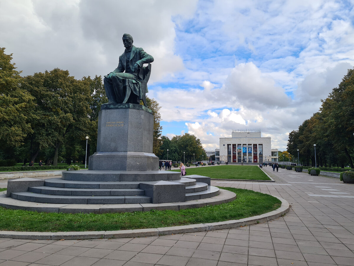 скульптур В.В. Лишев