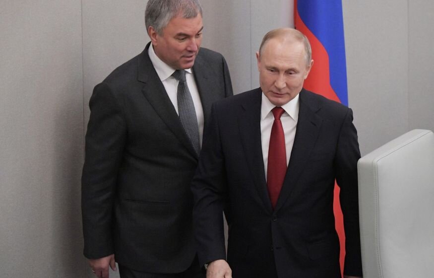    «Есть Путин - есть Россия!» Володин поздравил Путина с днем рождения