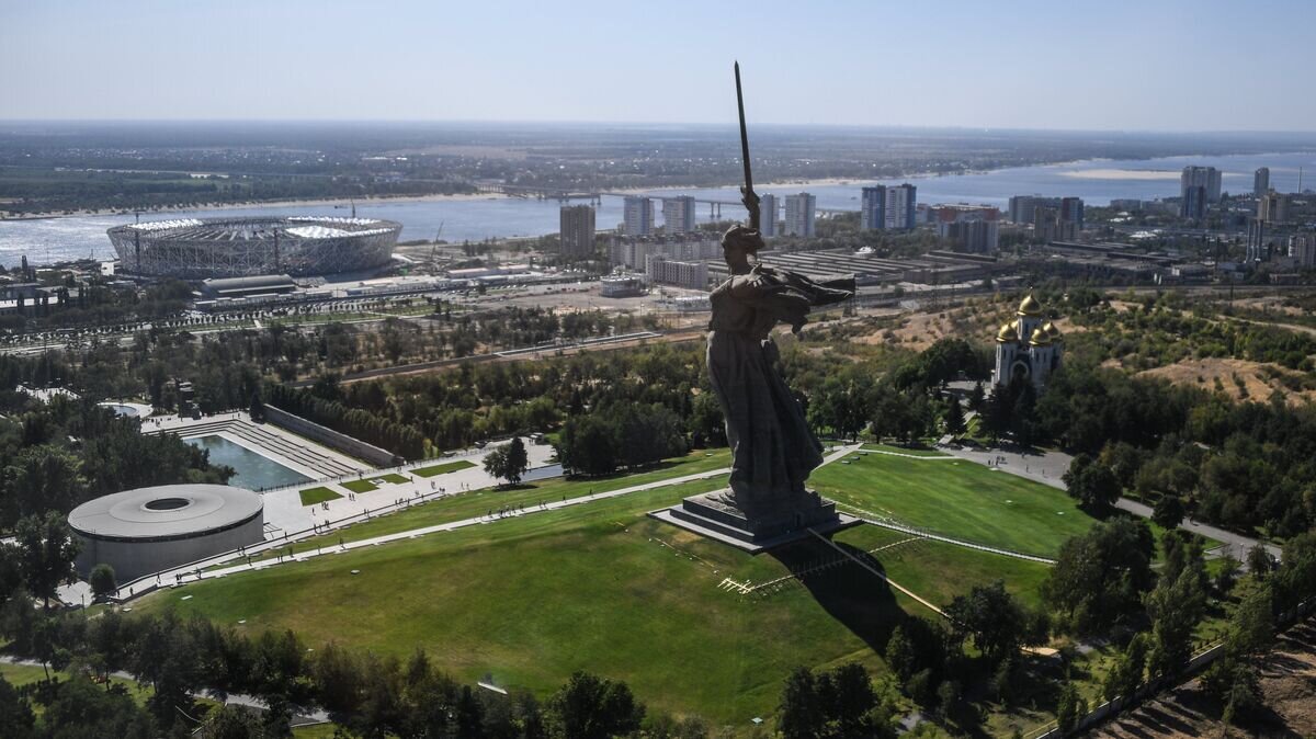    Монумент "Родина-мать зовет!" в Волгограде© РИА Новости / Алексей Филиппов