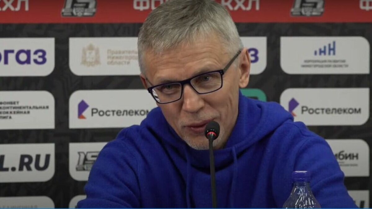     Главный тренер нижегородского ХК «Торпедо» Игорь Ларионов не рассматривает возможность расторжения договора и перехода в другой клуб — даже если будут поступать такие предложения. Об этом он сообщил на пресс-конференции 13 января.