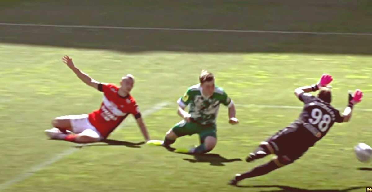 Руки шире, ноги вместе. Не бежать, так хоть присесть бы