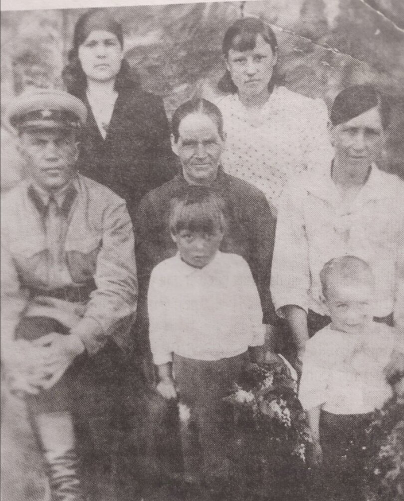 Единственная фотография с мамой. Фото из архива Шульгиных 