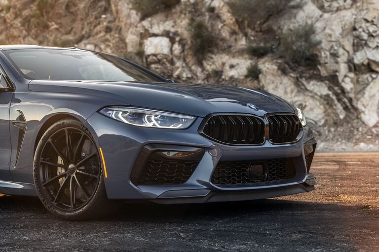 Внешний вид в основном такой же, как и у серийной версии BMW.