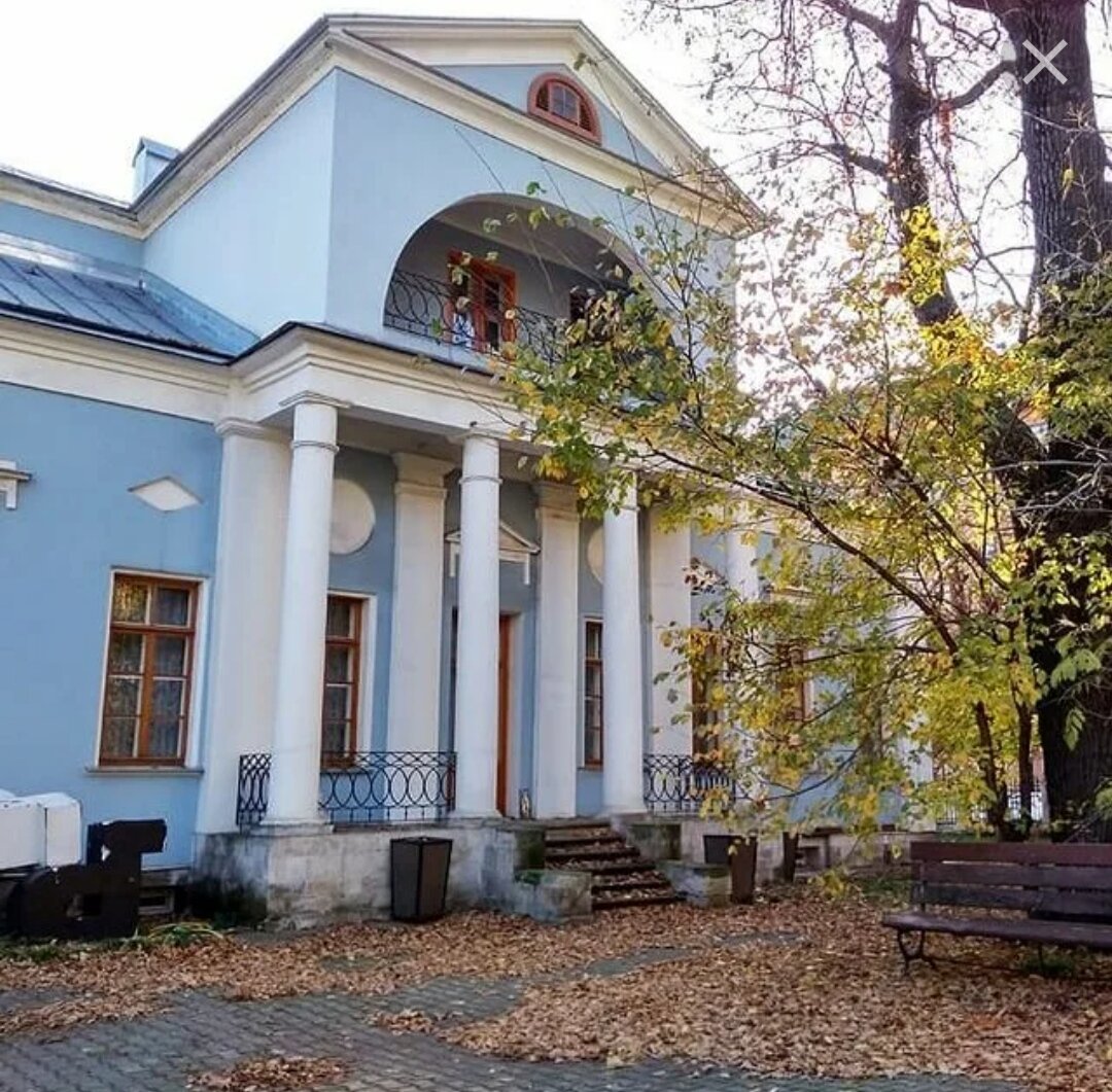 Особняк Николая Струйского на углу Токмакова и Денисовского переулков