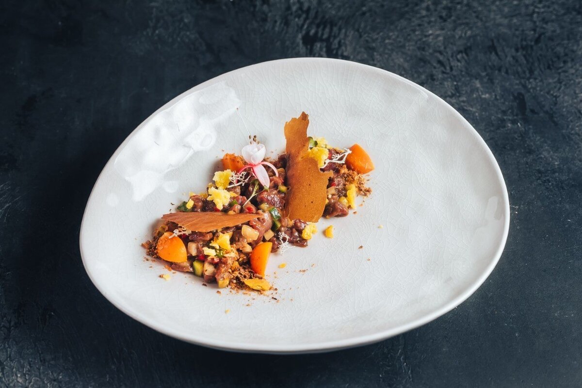 Тартар из вырезки северного оленя