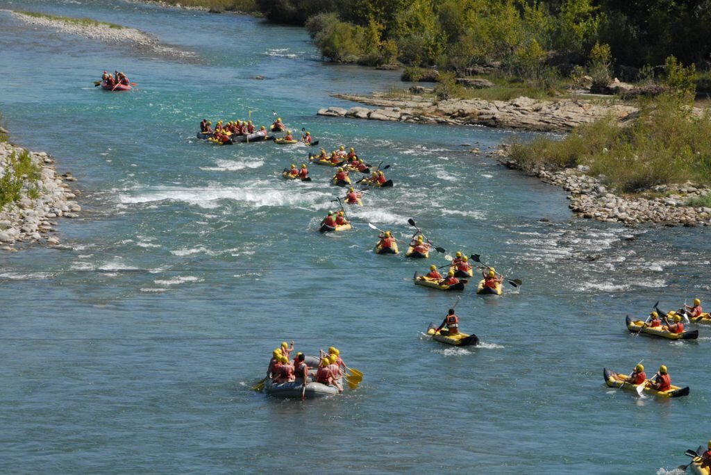 Фото взято из интернета, тк у нас фото с рафтинга не сохранилось