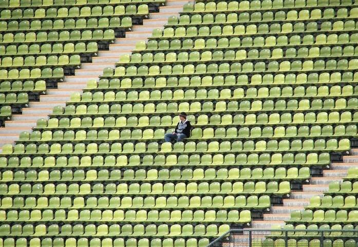 Трибуна стадиона. Фото: https://pixabay.com