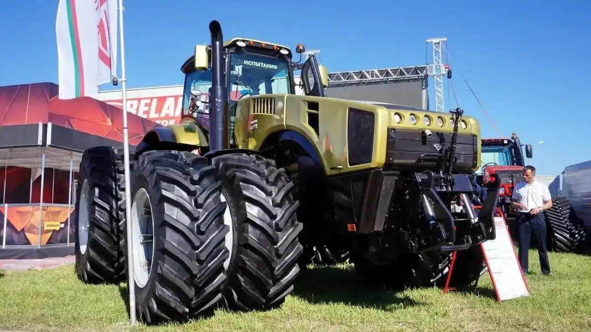 Мощный BELARUS-5022 — перспективная разработка конструкторов Минского тракторного завода. Фото: Портал reform.by