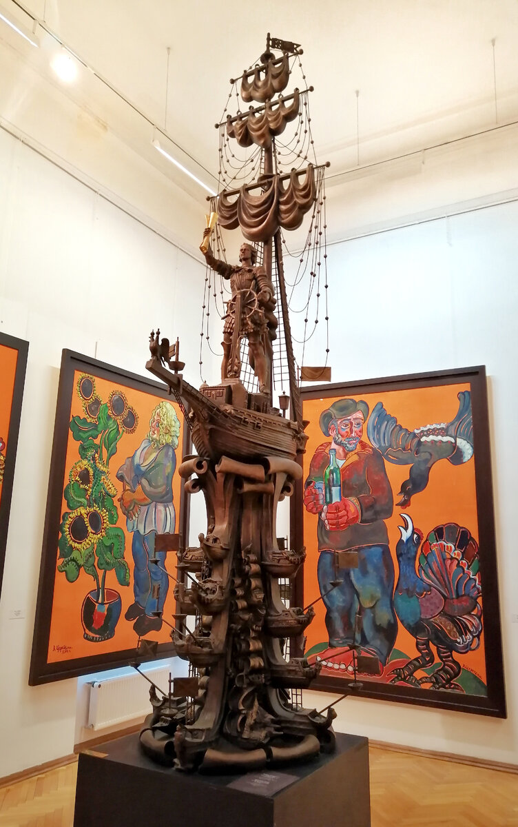 Маленькая (относительно) статуя Петра Первого