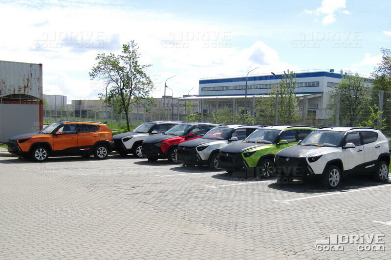 ё-мобили на стоянке Минске