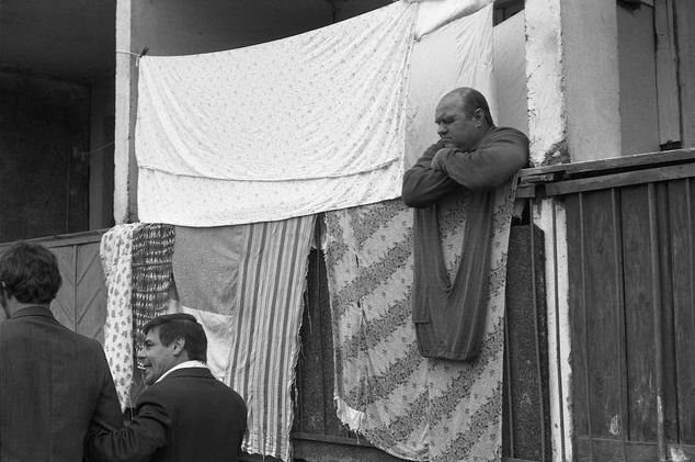 «Домосед на прогулке». Фото: Владимир Соколаев, 1983 г.