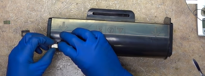 Устанавливаем новый чип