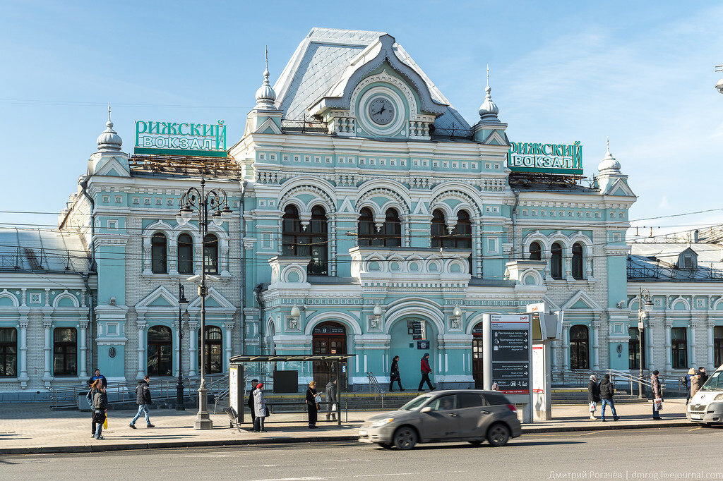 Здание Рижского вокзала в столице. Яндекс. Картинки