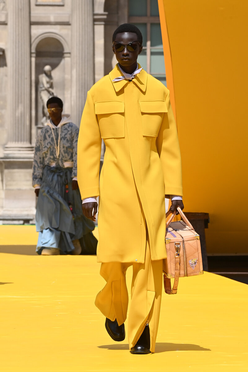     Louis Vuitton весна-лето 2023