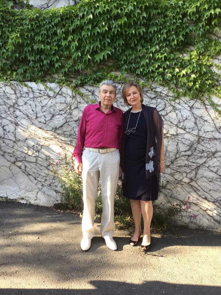 О. Ю. Семенова и В. А. Попелянский. 18 июня 2022 года