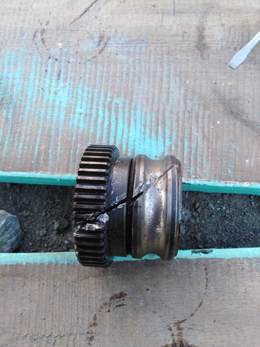 С абс(стопорное кольцо) и от подшипника остаток..... 