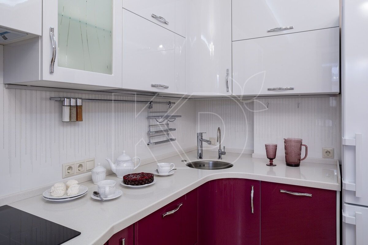 Угловая мойка увеличивает количество используемой рабочей поверхности