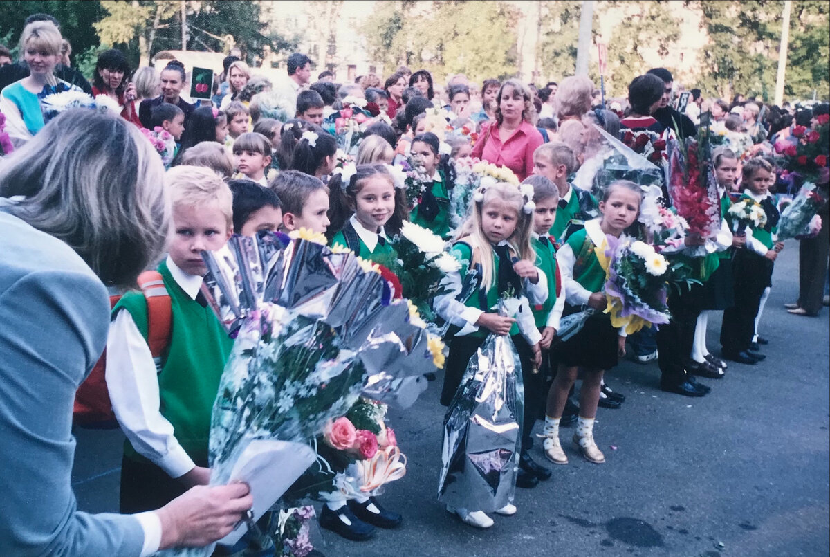 Это моё первое Первое сентября :) Угадаете, кто здесь я?))