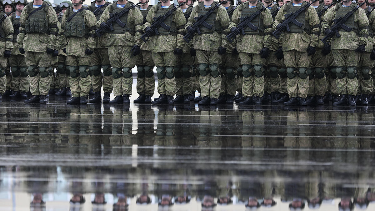 Минобороны будет ставить задачи перед регионами, а военкоматы на местах будут обеспечивать нужное число мобилизованных / Евгений Разумный / Ведомости 