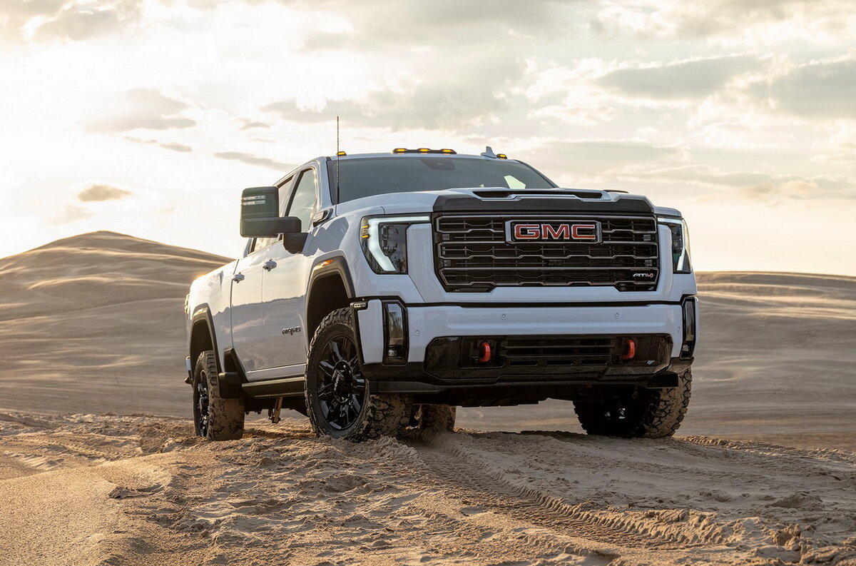    Обновленный GMC Sierra HD с внедорожным пакетом AT4X