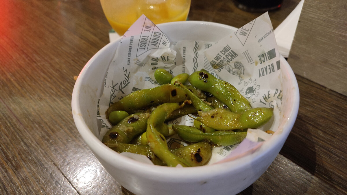 Молодые бобы с чесноком. Очень вкусно