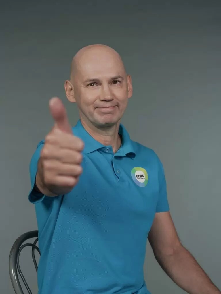 Руководитель МТРК «Мир» Радик Батыршин за годы журналистской деятельности более 100 раз был командирован в горячие точки