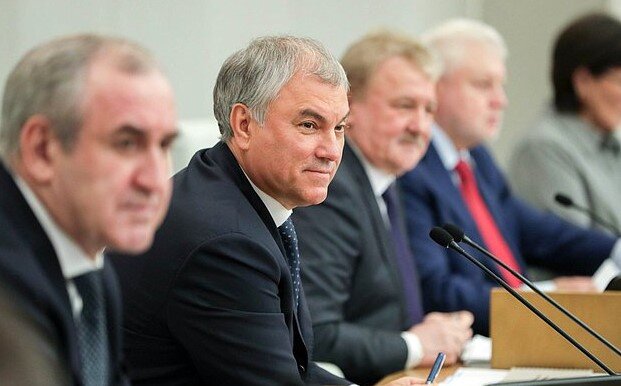 В рамках парламентских слушаний, посвященных вопросам развитию городского электротранспорта, Председатель Государственной Думы Вячеслав Володин спрогнозировал провал волгоградских концессий транспорта в силу большого объема средств, которые будут необходимы для компенсации концессионеру для удержания адекватных тарифов.