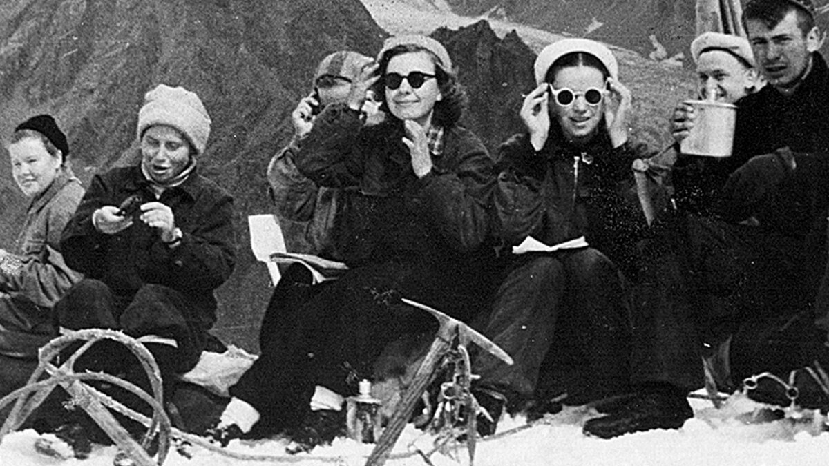 Зина Колмогорова, в одном из летних походов.