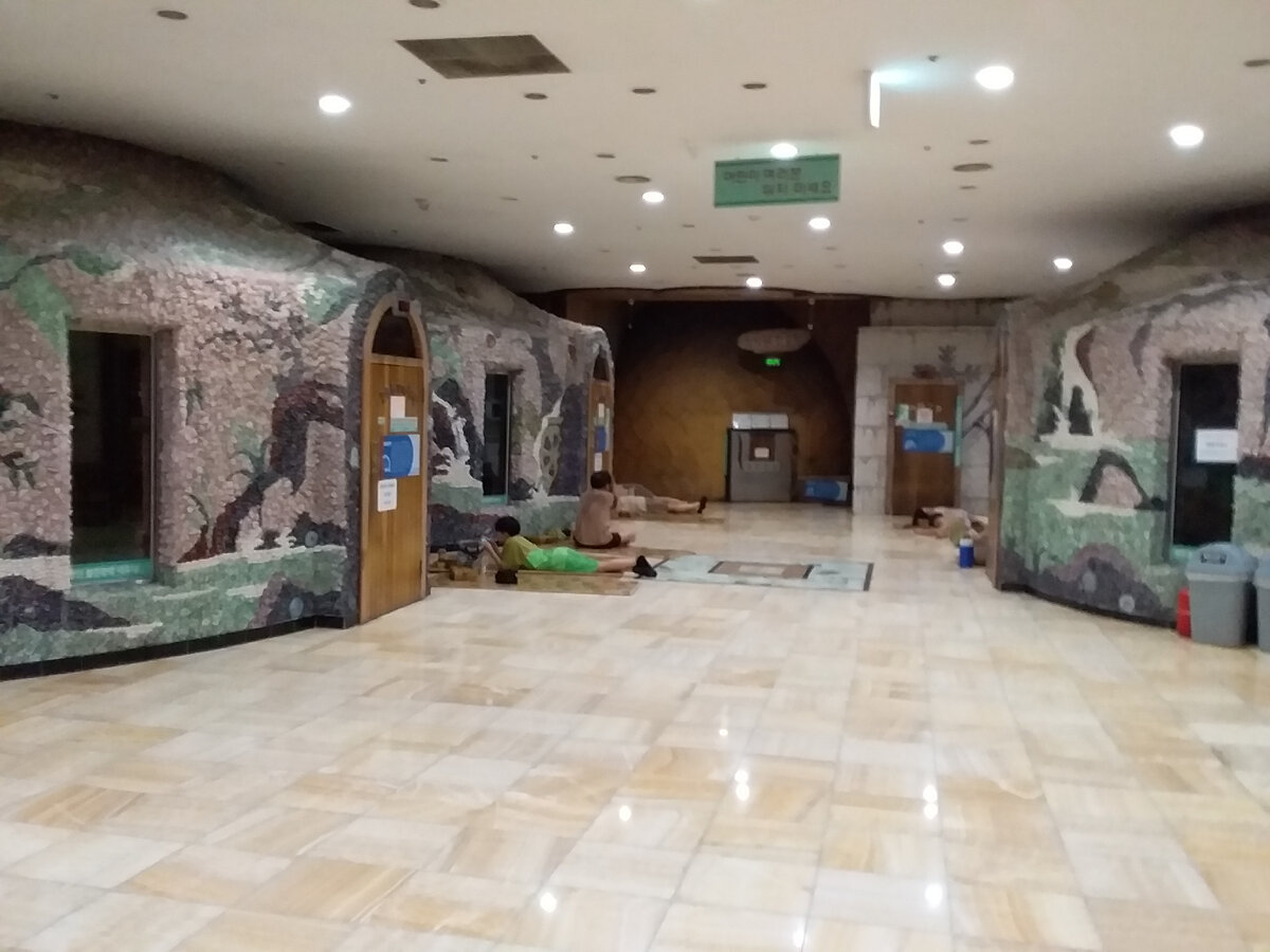 Зона отдыха и ночлега