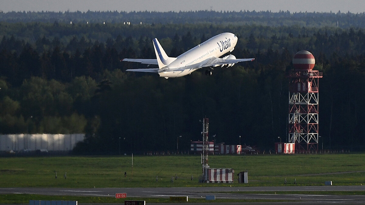    Самолет авиакомпании Utair.© РИА Новости . Максим Блинов