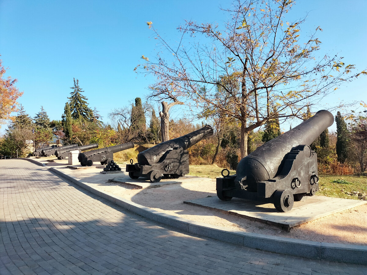 Особенная осень в Севастополе. Прогулка на Малахов курган - что изменилось  в знаковом для города месте (много фото) | Inside: Крым. Севастополь.  Россия | Дзен