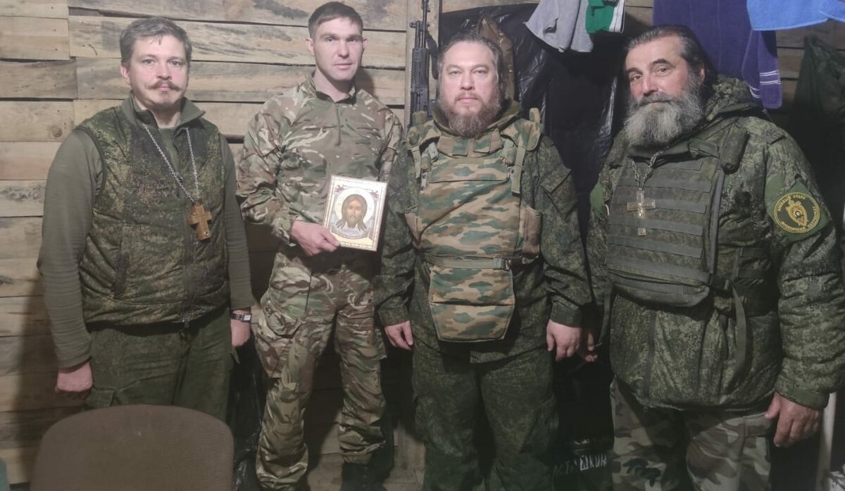 Священник на парашюте