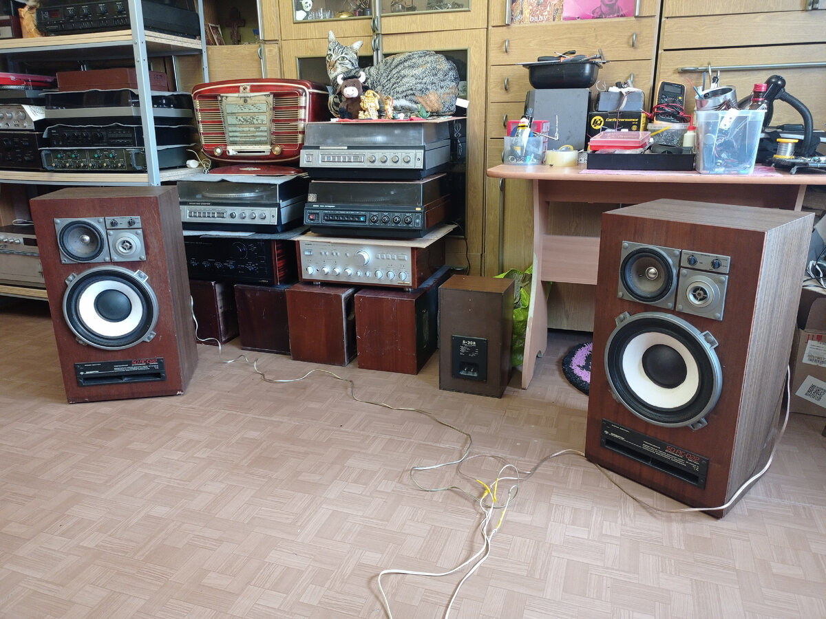 Амфитон 50АС-022 поменял подвесы на ппу и колонки проданы в другой город