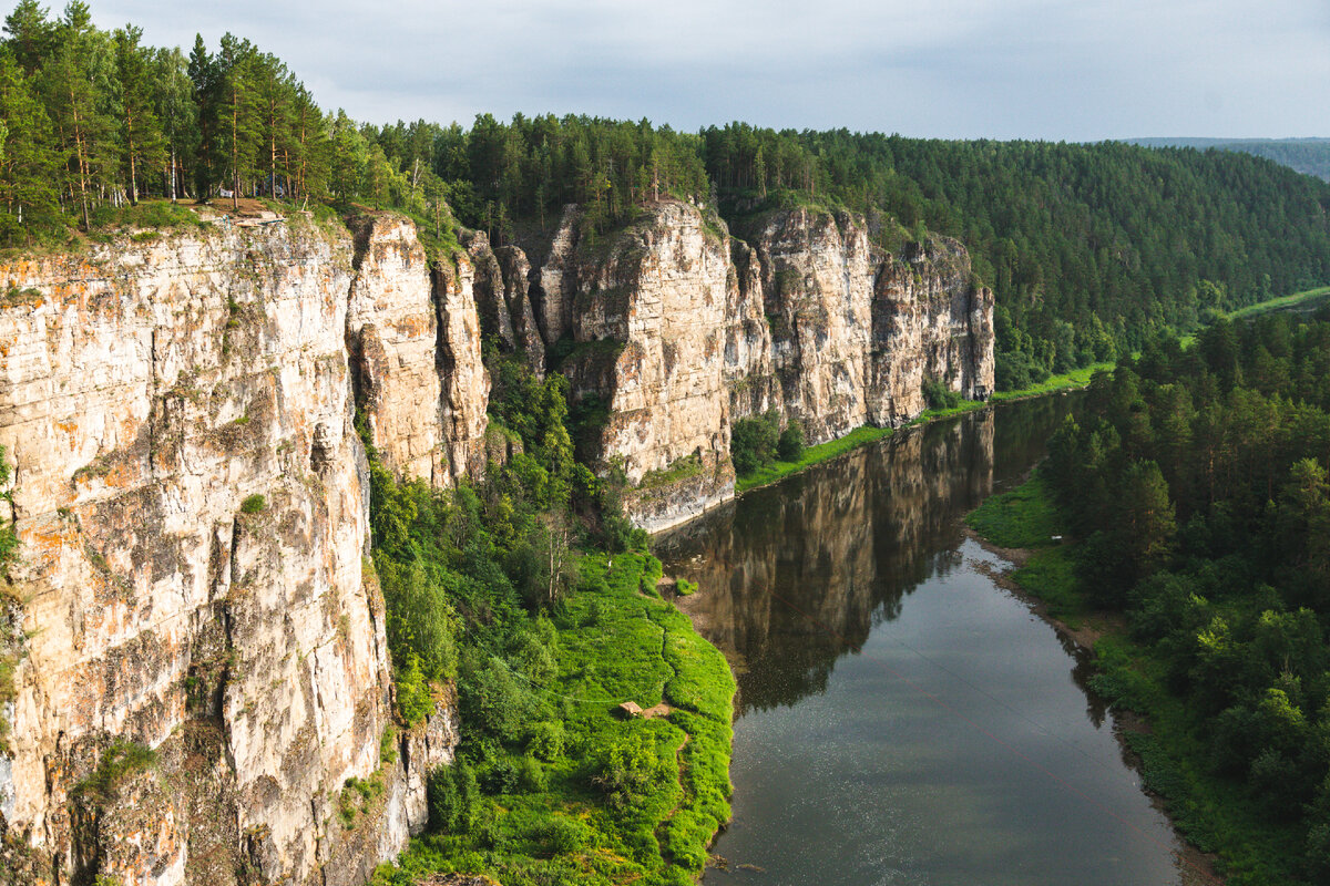 Большие притёсы реки Ай