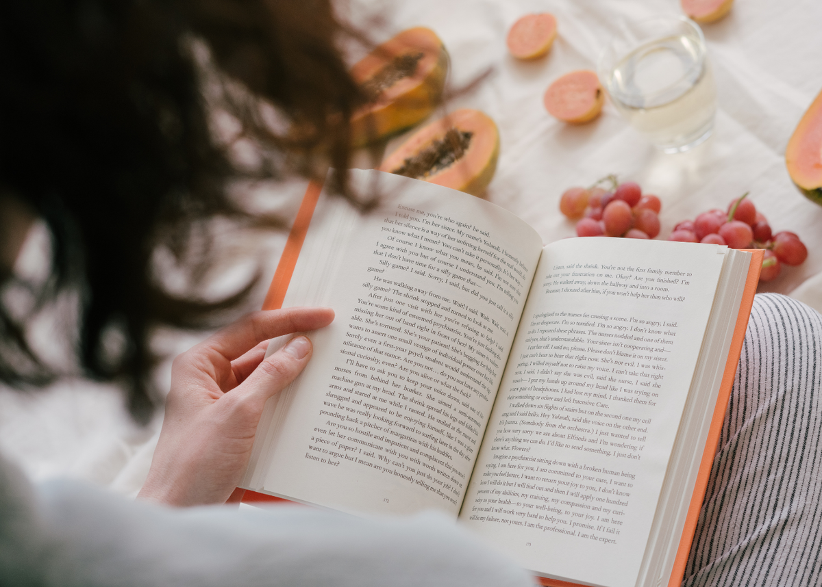 Книги, которые научат писать сильные тексты и продавать свои услуги.