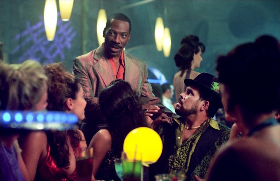shot from "Adventures of Pluto Nash"/2002/Ron Underwood/kinopoisk.ru