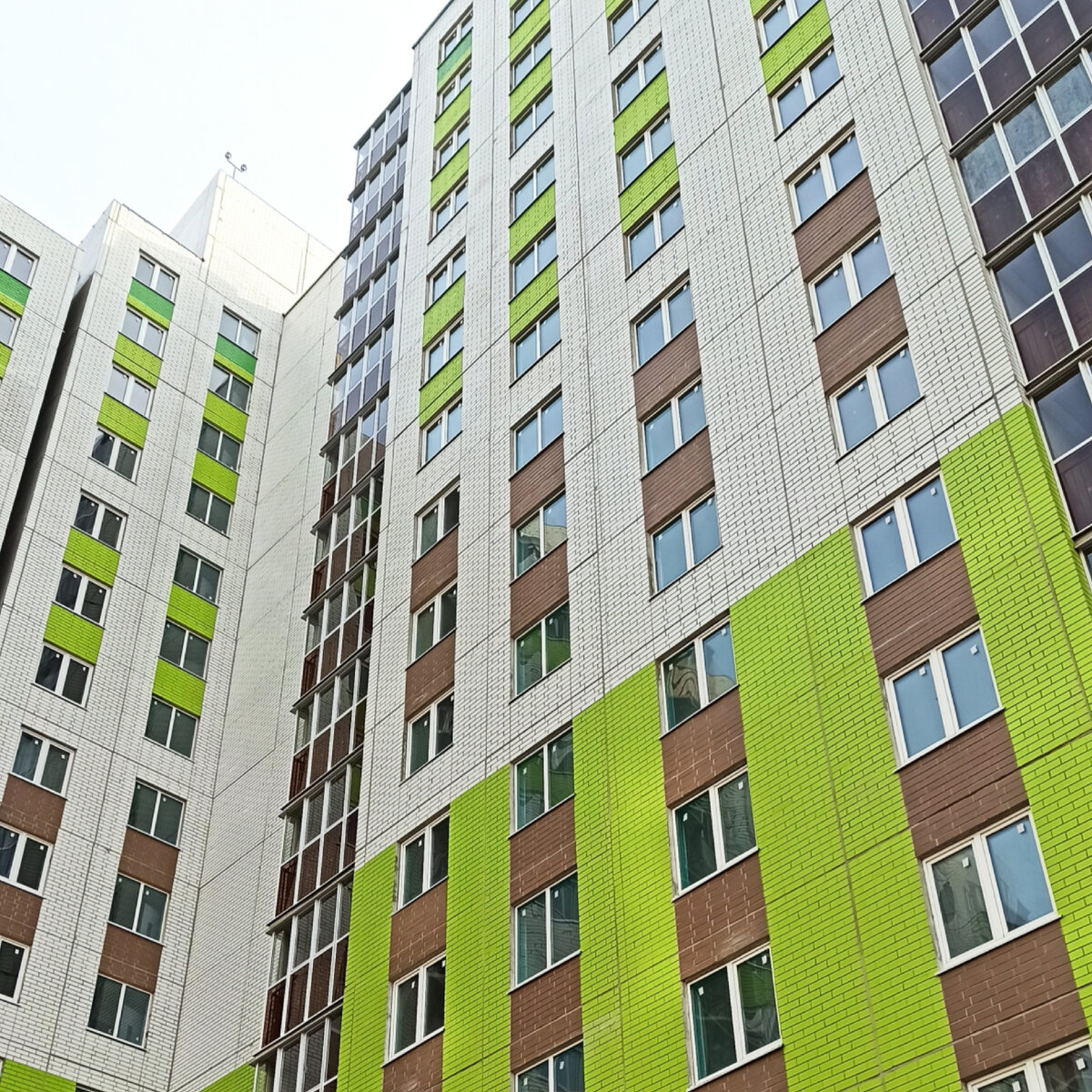 ЖК "Ясная Поляна". Все планировки и цены на сайте yasno21.ru