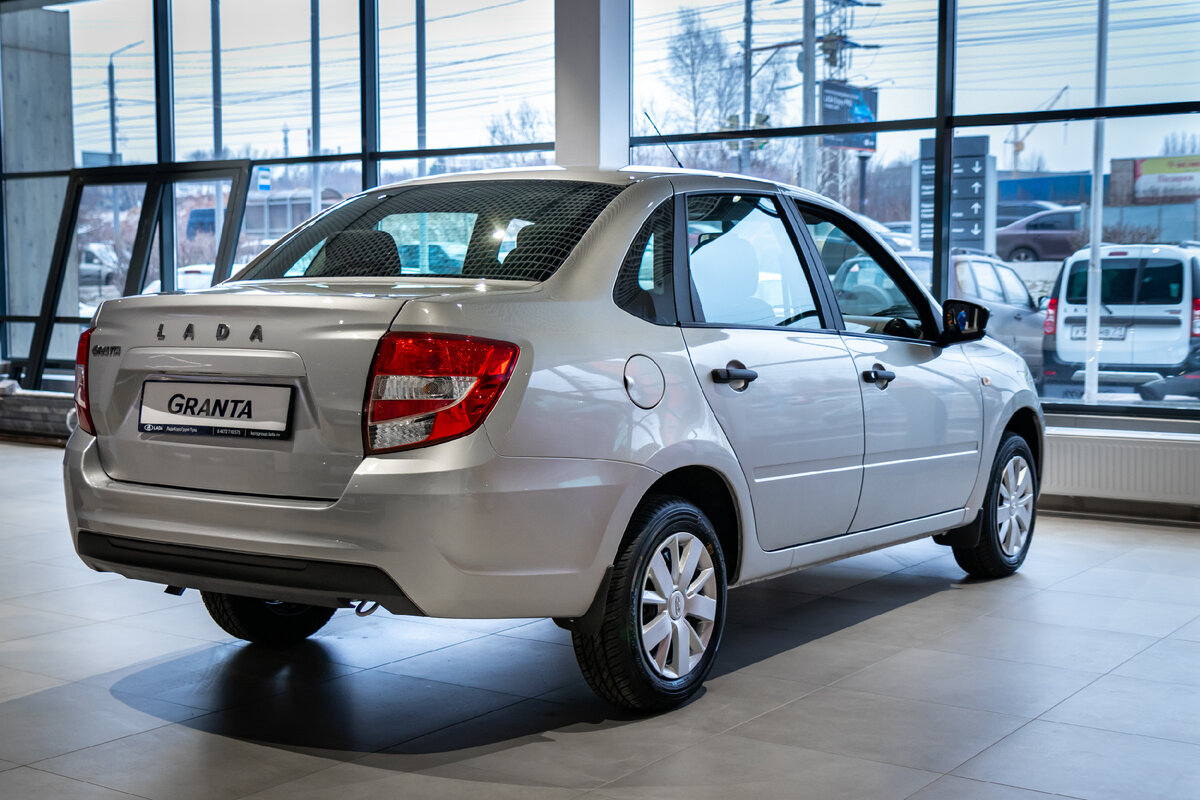 Lada Granta 2011