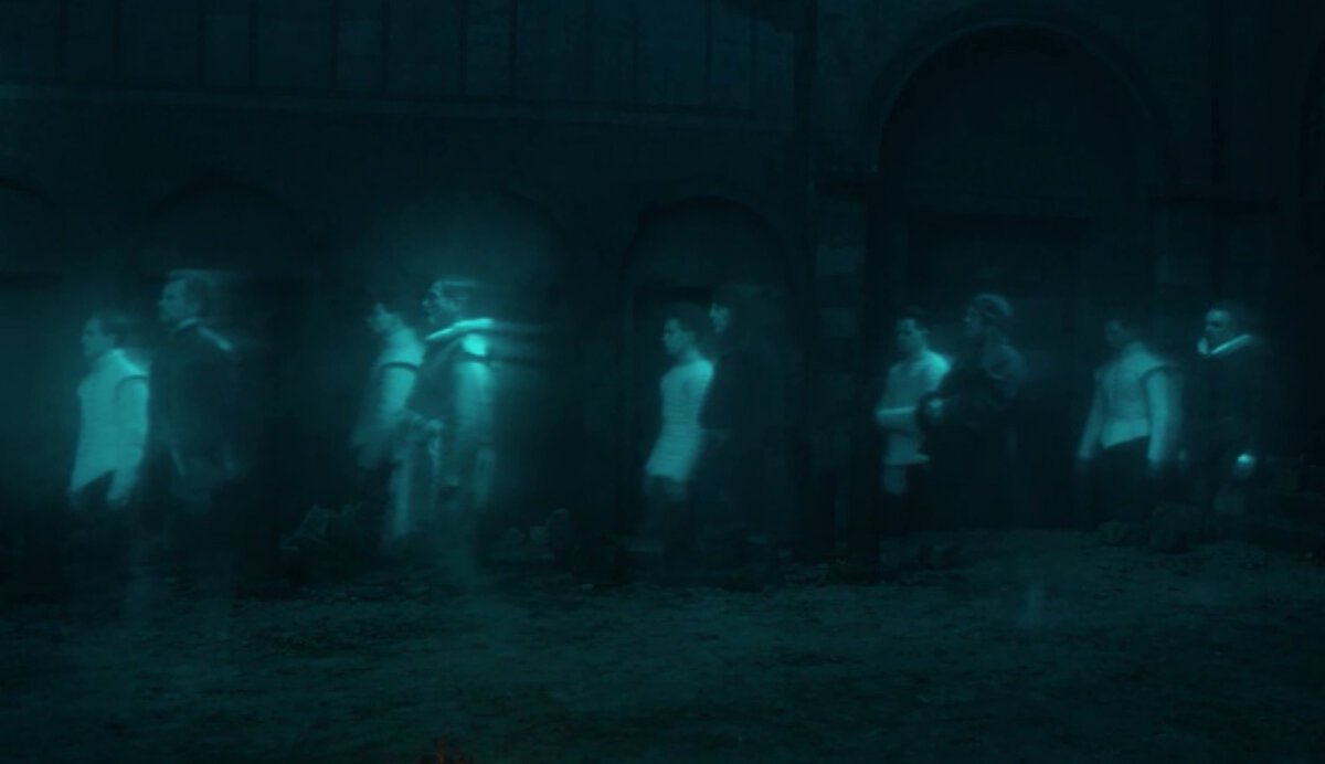 Даже призракам - и тем скучно. Кадр из "Этерны".